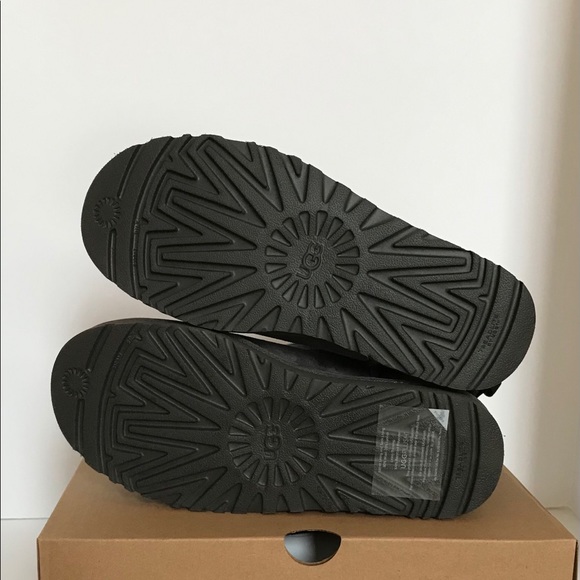 UGG Mini Continuity Bow Boots - Picture 6 of 7